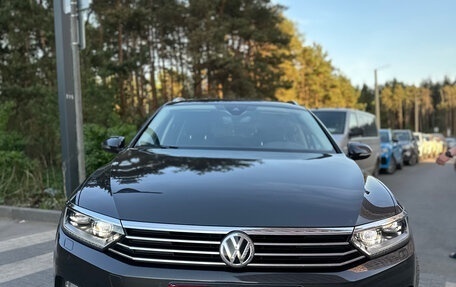 Volkswagen Passat B8 рестайлинг, 2019 год, 2 150 000 рублей, 2 фотография