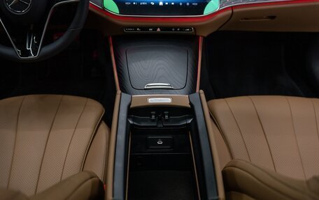 Mercedes-Benz E-Класс, 2024 год, 9 300 000 рублей, 17 фотография