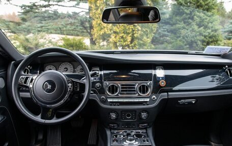 Rolls-Royce Ghost I, 2012 год, 7 900 000 рублей, 30 фотография
