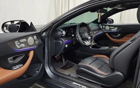 Mercedes-Benz E-Класс, 2023 год, 7 000 000 рублей, 6 фотография
