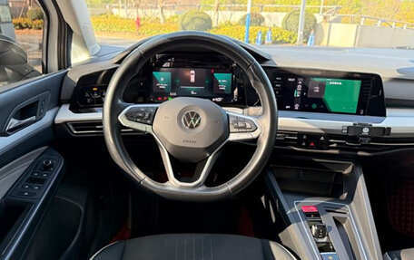 Volkswagen Golf VIII, 2021 год, 1 400 000 рублей, 11 фотография