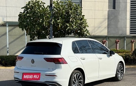 Volkswagen Golf VIII, 2021 год, 1 400 000 рублей, 4 фотография