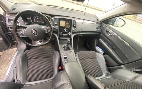 Renault Talisman, 2017 год, 1 600 000 рублей, 4 фотография