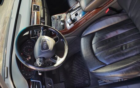 Audi A8, 2011 год, 1 350 000 рублей, 9 фотография