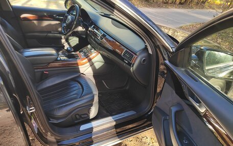 Audi A8, 2011 год, 1 350 000 рублей, 15 фотография