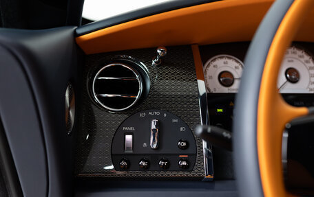 Rolls-Royce Wraith, 2020 год, 35 990 000 рублей, 15 фотография