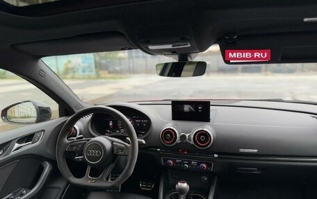 Audi RS 3, 2019 год, 6 050 000 рублей, 10 фотография