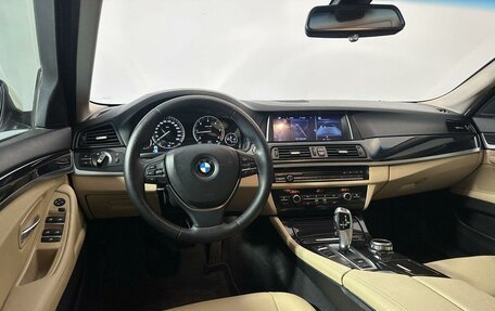 BMW 5 серия, 2015 год, 2 344 500 рублей, 7 фотография