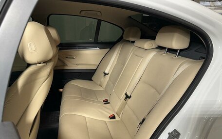 BMW 5 серия, 2015 год, 2 344 500 рублей, 10 фотография