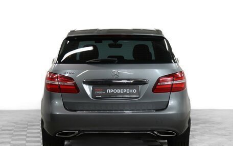 Mercedes-Benz B-Класс, 2015 год, 1 630 000 рублей, 6 фотография