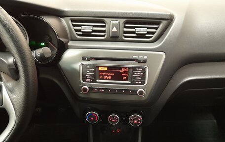 KIA Rio III рестайлинг, 2016 год, 829 000 рублей, 11 фотография