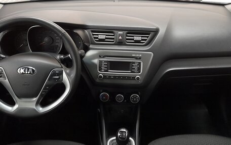 KIA Rio III рестайлинг, 2016 год, 829 000 рублей, 9 фотография