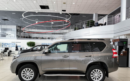 Toyota Land Cruiser Prado 150 рестайлинг 2, 2016 год, 4 250 000 рублей, 8 фотография