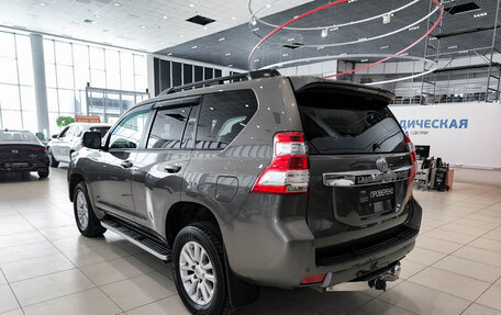 Toyota Land Cruiser Prado 150 рестайлинг 2, 2016 год, 4 250 000 рублей, 7 фотография