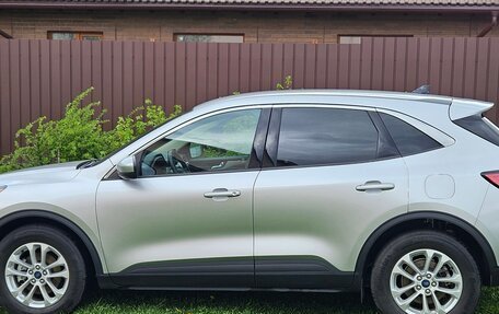 Ford Escape, 2020 год, 2 050 000 рублей, 3 фотография