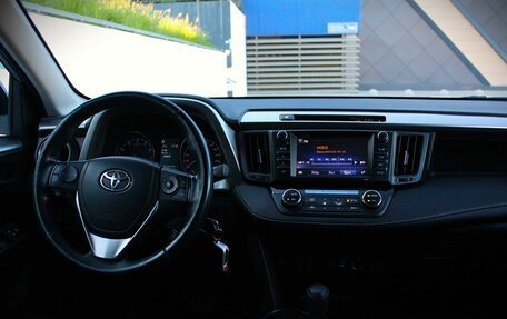 Toyota RAV4, 2017 год, 2 387 000 рублей, 17 фотография