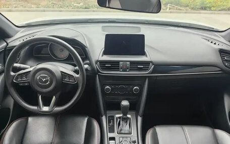 Mazda CX-4, 2020 год, 1 800 000 рублей, 3 фотография