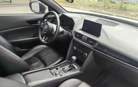Mazda CX-4, 2020 год, 1 800 000 рублей, 8 фотография
