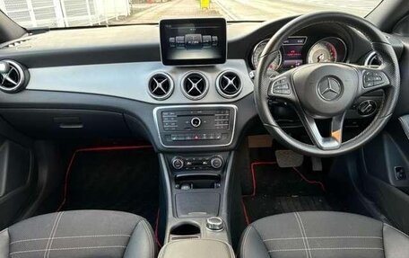 Mercedes-Benz CLA, 2016 год, 1 210 000 рублей, 10 фотография