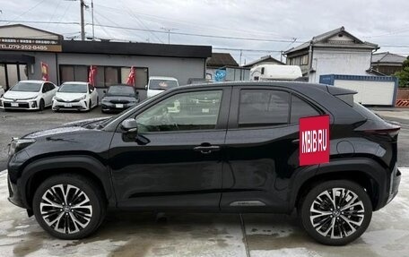 Toyota Yaris Cross, 2021 год, 1 400 000 рублей, 8 фотография