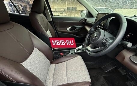 Toyota Yaris Cross, 2021 год, 1 400 000 рублей, 16 фотография