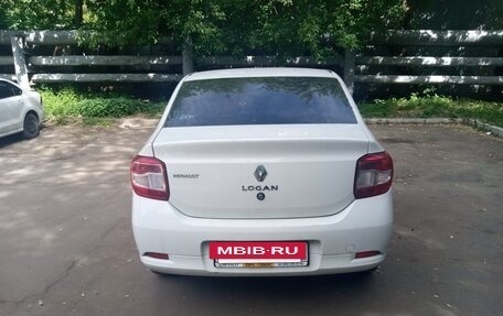 Renault Logan II, 2019 год, 700 000 рублей, 2 фотография