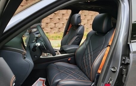 Genesis GV70, 2024 год, 6 100 000 рублей, 15 фотография