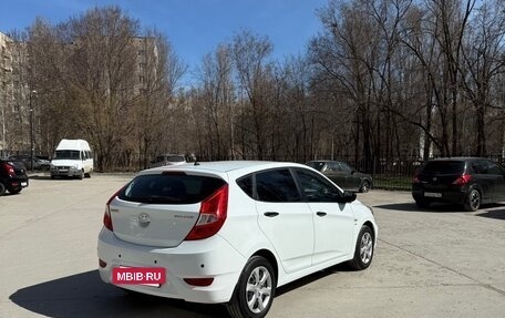 Hyundai Solaris II рестайлинг, 2013 год, 699 000 рублей, 2 фотография