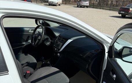 Hyundai Solaris II рестайлинг, 2013 год, 699 000 рублей, 9 фотография