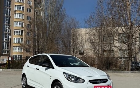 Hyundai Solaris II рестайлинг, 2013 год, 699 000 рублей, 5 фотография