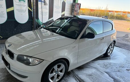 BMW 1 серия, 2010 год, 750 000 рублей, 4 фотография