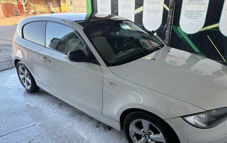 BMW 1 серия, 2010 год, 750 000 рублей, 3 фотография