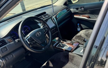 Toyota Camry, 2017 год, 2 200 000 рублей, 14 фотография