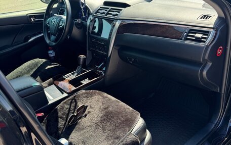 Toyota Camry, 2017 год, 2 200 000 рублей, 7 фотография