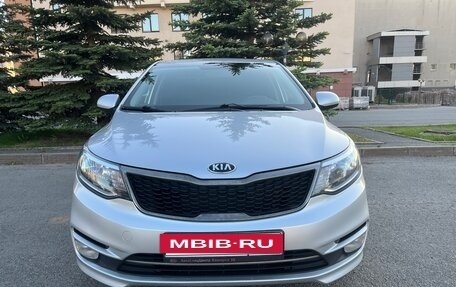 KIA Rio III рестайлинг, 2016 год, 1 059 000 рублей, 2 фотография