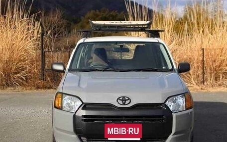 Toyota Succeed I рестайлинг, 2019 год, 910 000 рублей, 2 фотография