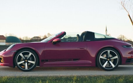 Porsche 911, 2022 год, 10 820 000 рублей, 4 фотография
