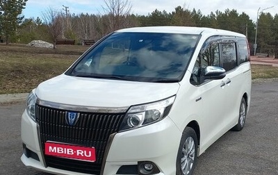 Toyota Esquire I, 2016 год, 2 100 000 рублей, 1 фотография