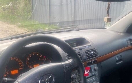Toyota Avensis III рестайлинг, 2004 год, 620 000 рублей, 3 фотография