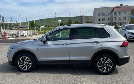 Volkswagen Tiguan II, 2018 год, 2 450 000 рублей, 2 фотография