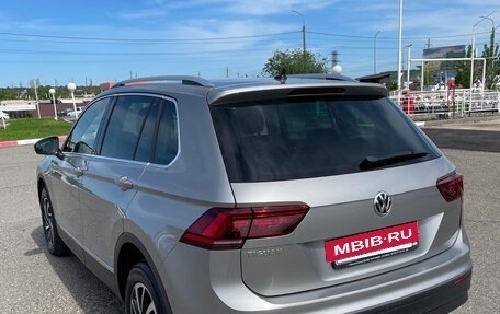 Volkswagen Tiguan II, 2018 год, 2 450 000 рублей, 3 фотография