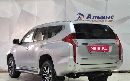 Mitsubishi Pajero Sport III рестайлинг, 2017 год, 3 150 000 рублей, 5 фотография
