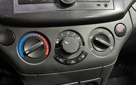 Chevrolet Aveo III, 2010 год, 360 000 рублей, 18 фотография