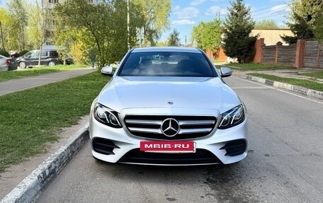 Mercedes-Benz E-Класс, 2018 год, 2 775 000 рублей, 2 фотография
