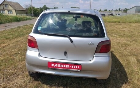 Toyota Vitz, 2000 год, 435 000 рублей, 13 фотография