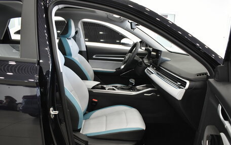 Geely Emgrand, 2024 год, 2 099 990 рублей, 9 фотография