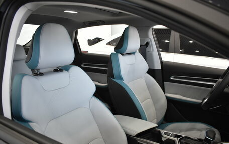 Geely Emgrand, 2024 год, 2 099 990 рублей, 8 фотография