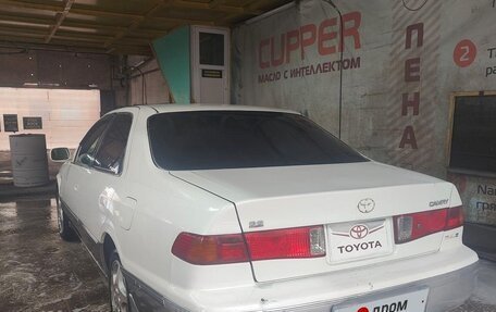 Toyota Camry, 2000 год, 410 000 рублей, 2 фотография