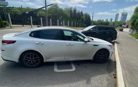 KIA Optima IV, 2018 год, 1 900 000 рублей, 3 фотография
