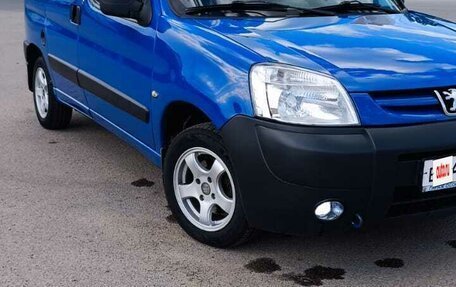Peugeot Partner II рестайлинг 2, 2010 год, 600 000 рублей, 14 фотография